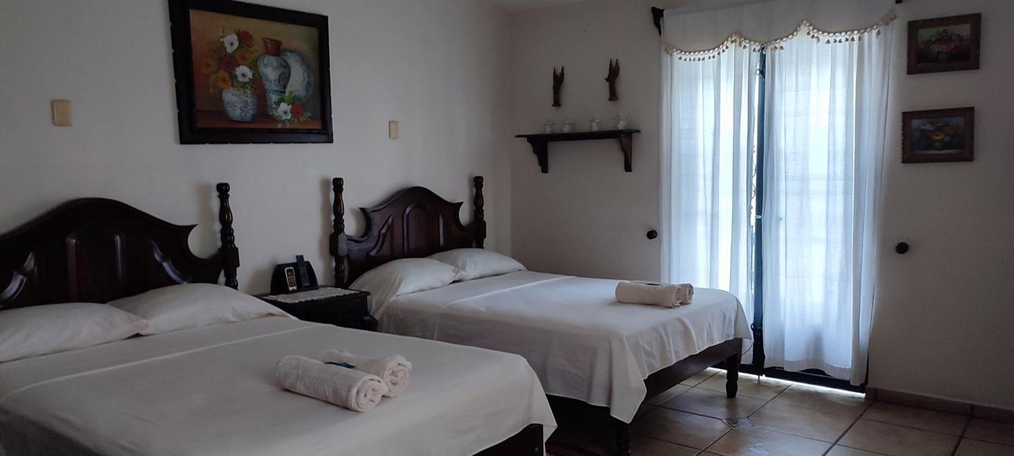 Posada Bugambilias กาเตมาโก ภายนอก รูปภาพ